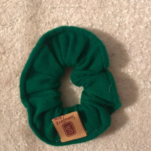 scrunchie - Picture 2 of 2